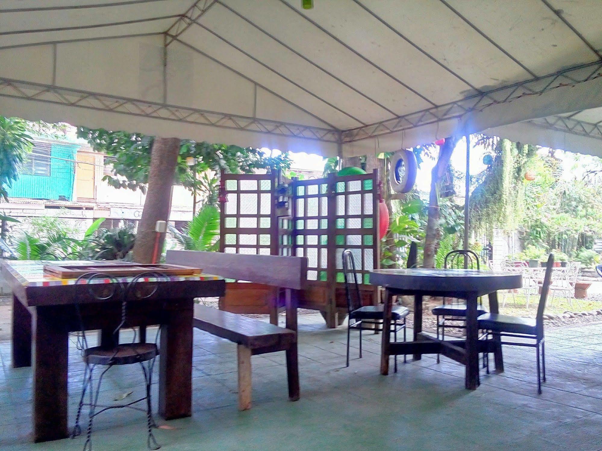 Casa Munda Bed & Breakfast Davao Stadt Exterior foto
