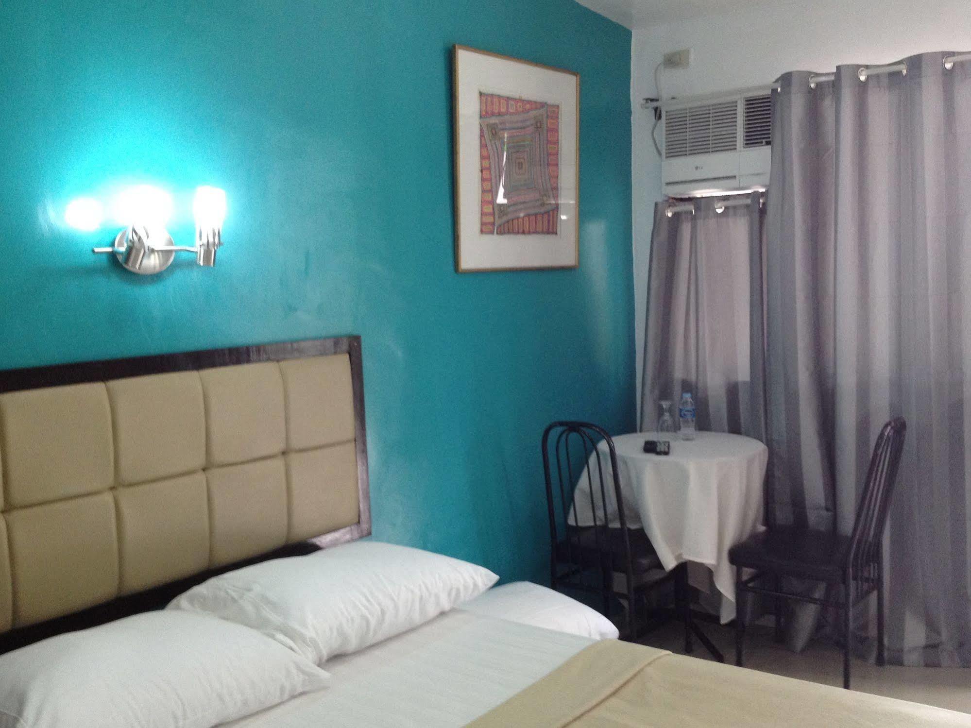 Casa Munda Bed & Breakfast Davao Stadt Exterior foto